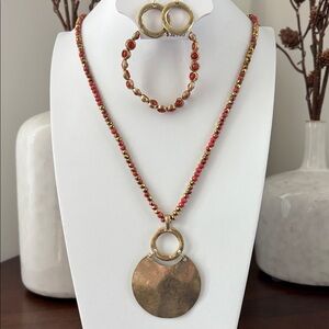 Laura Ford Goldtone round pendant,long beveled acrylic bead,bracelet & earring